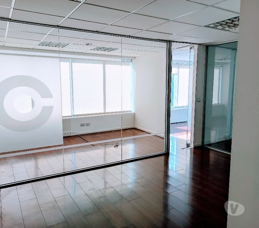 Arriendo oficinas Santiago Las Condes - Fotos de Oficina arriendo Metro Manquehue 4 privados,2 estac,2baños
