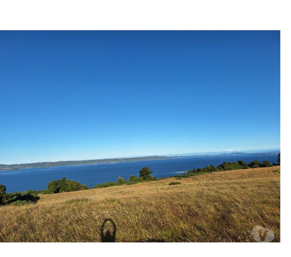 Campos-Fundos-Haciendas Castro Chiloé - Fotos de Venta 4.5hás vista al mar e islas, agua, luz, camino.