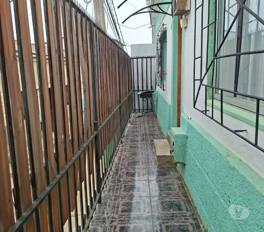 Bienes Raices Valparaíso Valparaíso - Fotos de 3 casas en amplio terreno C° Cordillera Valpo.