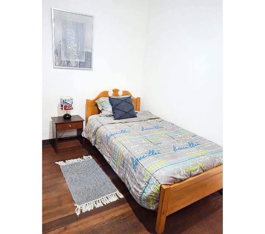 Arriendo de piezas Valparaíso Valparaíso - Fotos de Pieza Amoblada Centro de Valparaíso – ¡Todo Incluido!