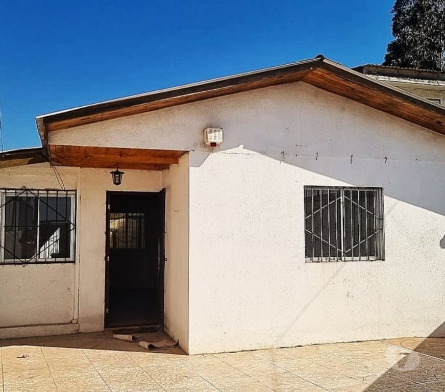 Bienes Raices Valparaíso Valparaíso - Fotos de CASA AMPLIA DOS PISOS SOLIDA VILLA RAPA NUI VALPARAISO