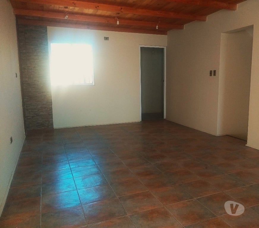 Bienes Raices Valparaíso Valparaíso - Fotos de CASA AMPLIA DOS PISOS SOLIDA VILLA RAPA NUI VALPARAISO