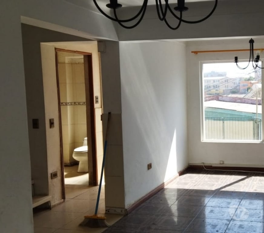 Bienes Raices Valparaíso Valparaíso - Fotos de CASA DOS PISOS CERRO ESPERANZA VALPARAISO