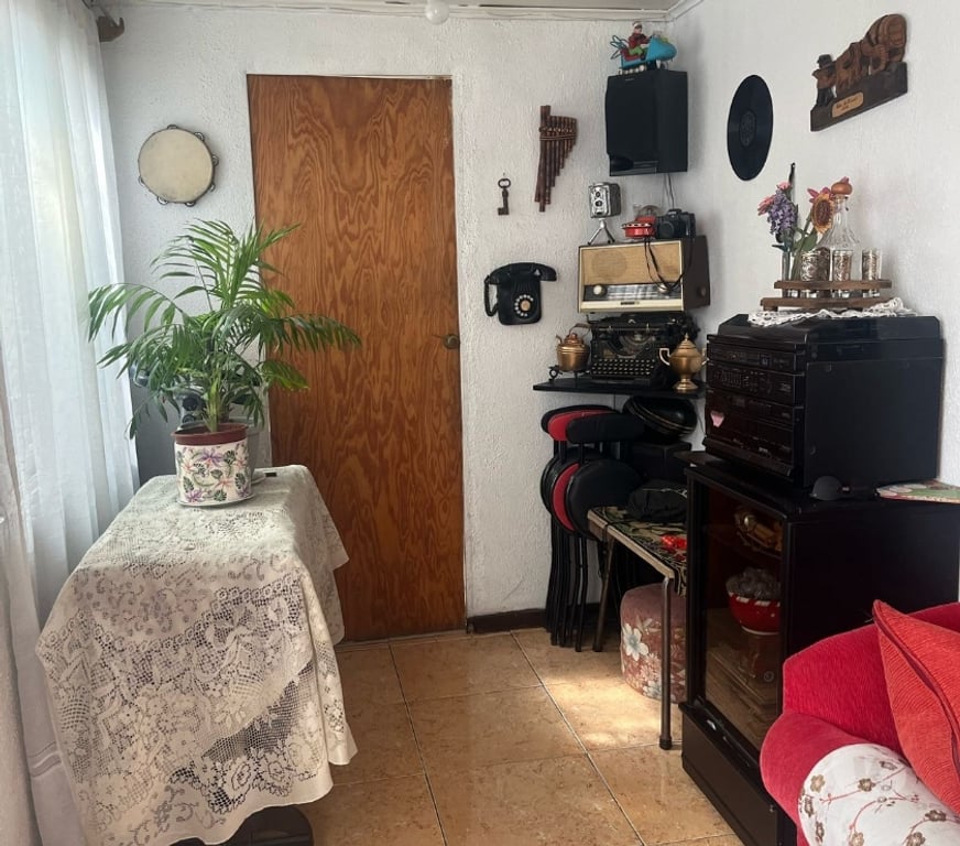 Bienes Raices Santiago Maipú - Fotos de Casa dos pisos Villa Santa Ines, Pasaje Euridice