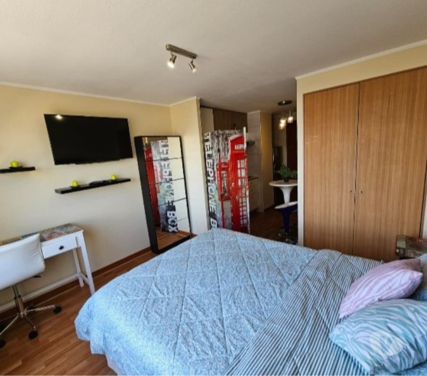 Arriendo de piezas Santiago Providencia - Fotos de Pieza con cocina y balcón $200.000. Metro los leones