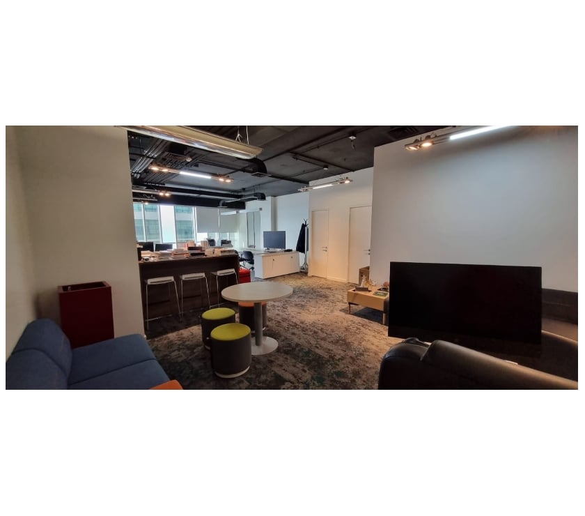 Arriendo oficinas Concepción Concepción - Fotos de Moderna Oficina 78 M2 Planta Libre