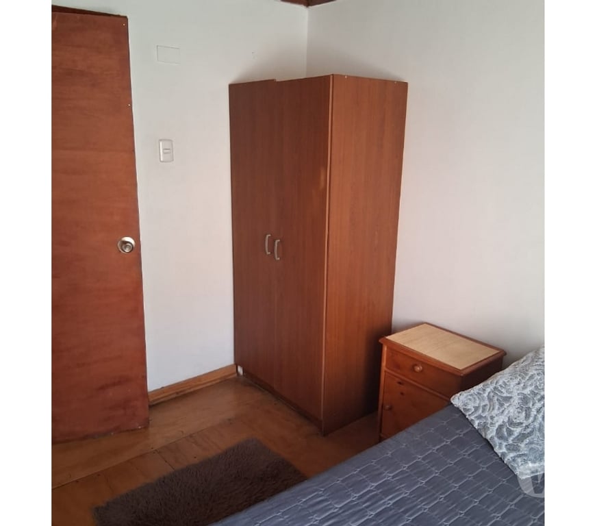 Arriendo de piezas Valparaíso Viña del Mar - Fotos de Habitación Amueblada Miraflores Gastos Comunes Incluidos
