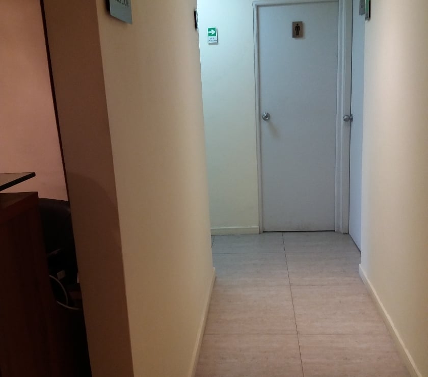 Arriendo oficinas Santiago Providencia - Fotos de Metro Pedro de Valdivia oficina 4privados y 1 recepcion