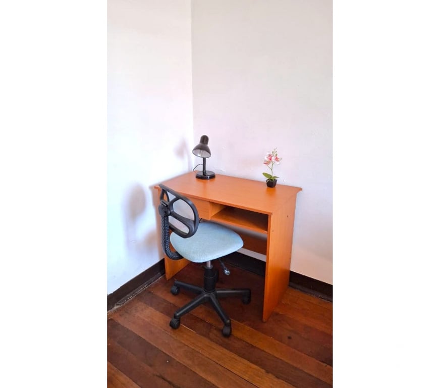 Arriendo de piezas Valparaíso Valparaíso - Fotos de Habitación Asoleada y amoblada - !Disponible!