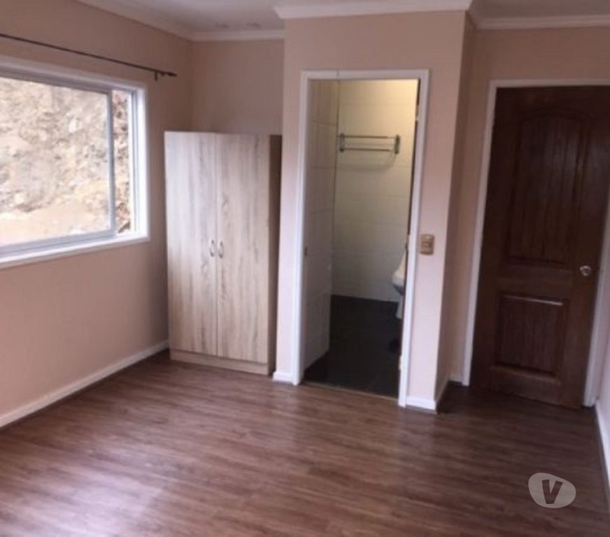 Arriendo oficinas Valparaíso Valparaíso - Fotos de Dueña arrienda Edificio de 3 pisos, Metro Chorrillos