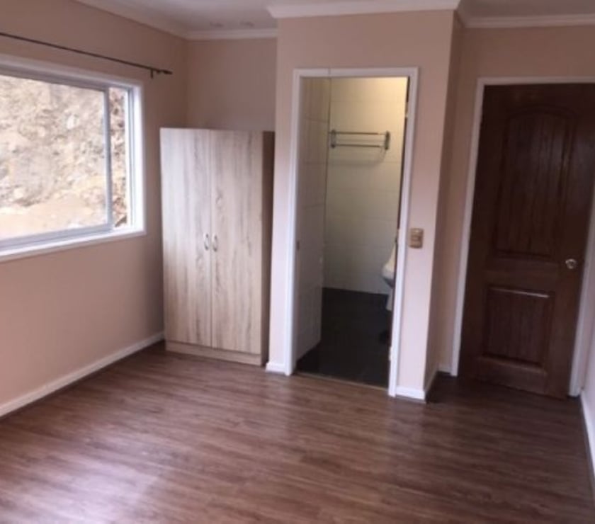 Bienes Raices Valparaíso Viña del Mar - Fotos de DUEÑA VENDE Edificio de 3 pisos, Metro Chorrillo