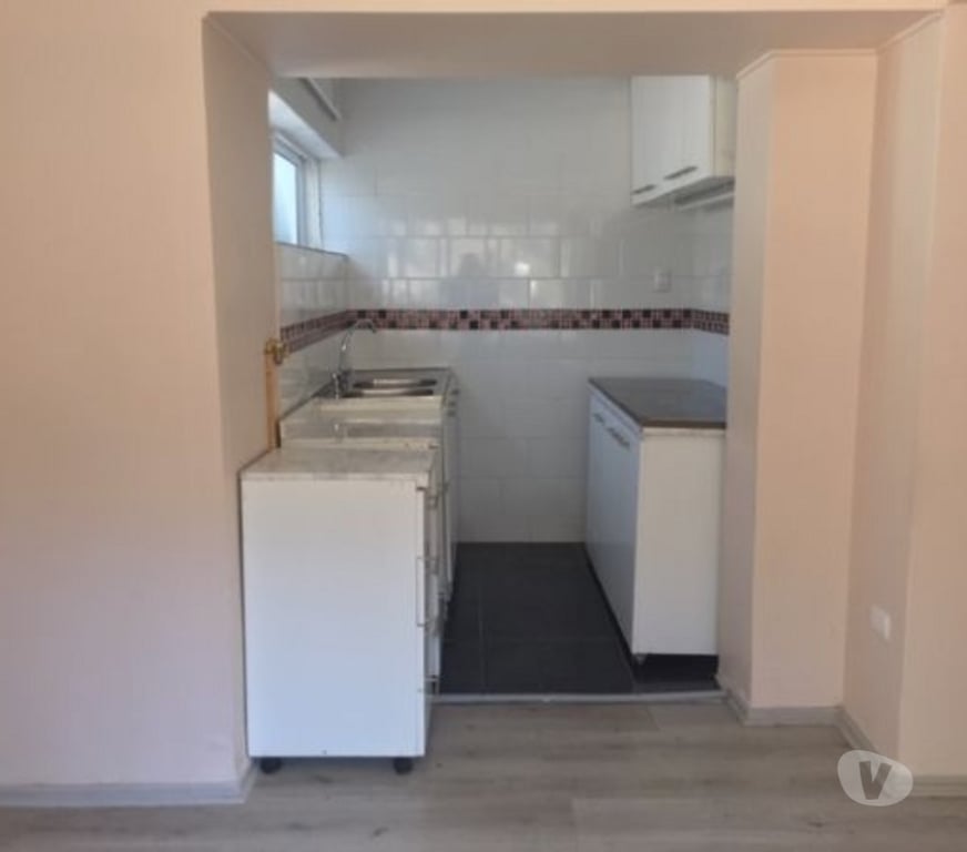 Bienes Raices Valparaíso Viña del Mar - Fotos de DUEÑA VENDE Edificio de 3 pisos, Metro Chorrillo