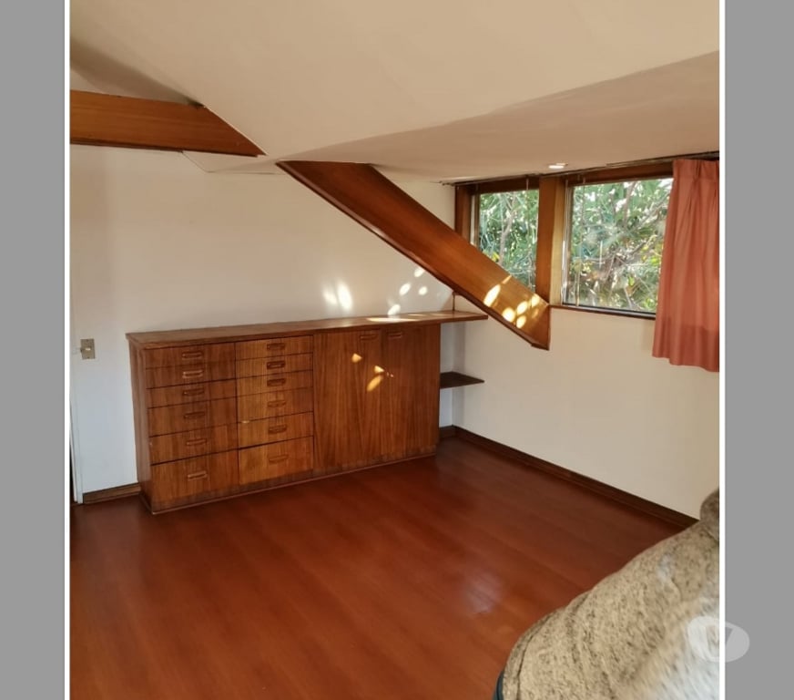 Bienes Raices Santiago La Reina - Fotos de EN VENTA Casa de 6 dormitorios y 4 baños La Reina