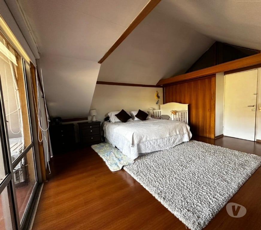 Bienes Raices Santiago La Reina - Fotos de EN VENTA Casa de 6 dormitorios y 4 baños La Reina