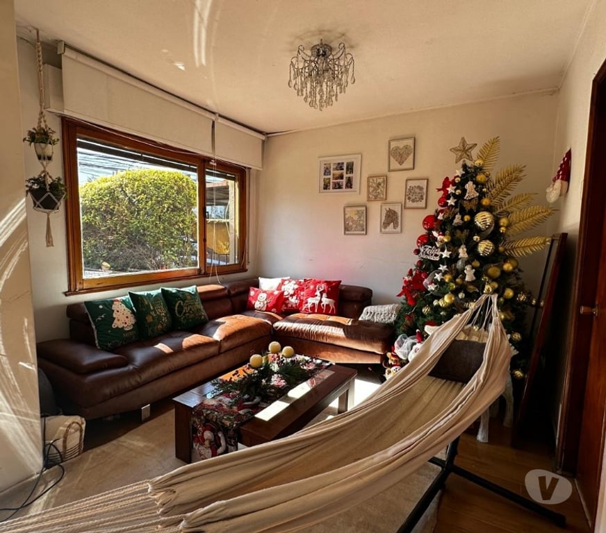 Bienes Raices Santiago La Reina - Fotos de EN VENTA Casa de 6 dormitorios y 4 baños La Reina