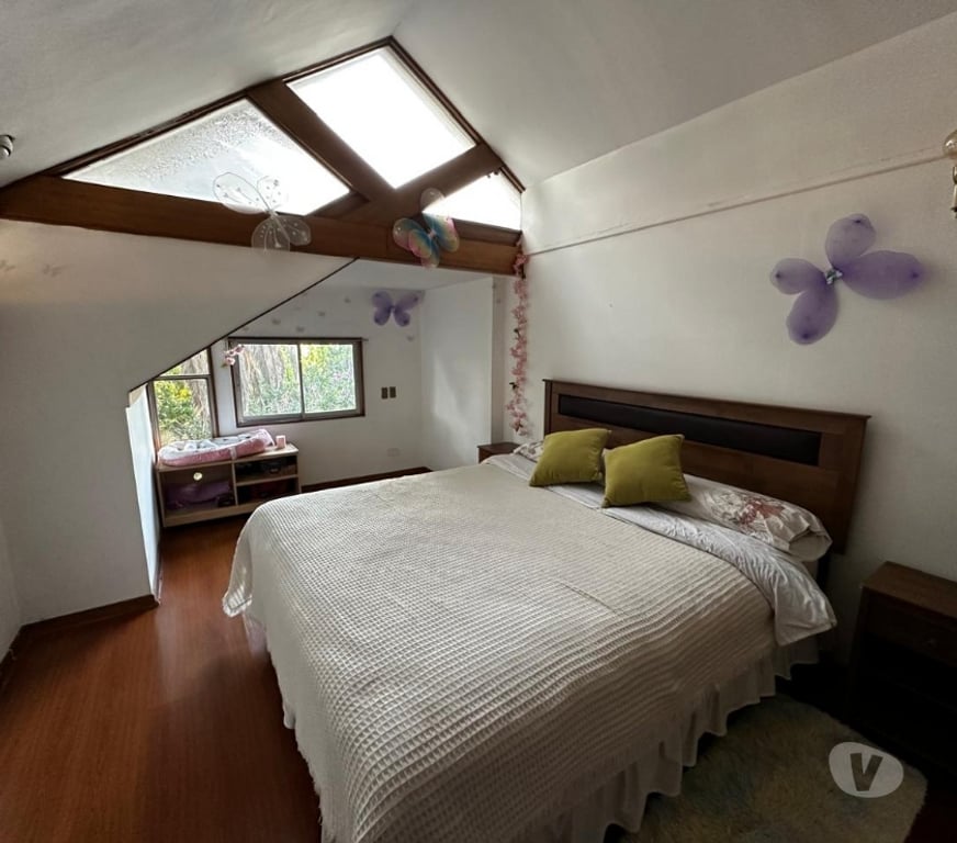 Bienes Raices Santiago La Reina - Fotos de EN VENTA Casa de 6 dormitorios y 4 baños La Reina