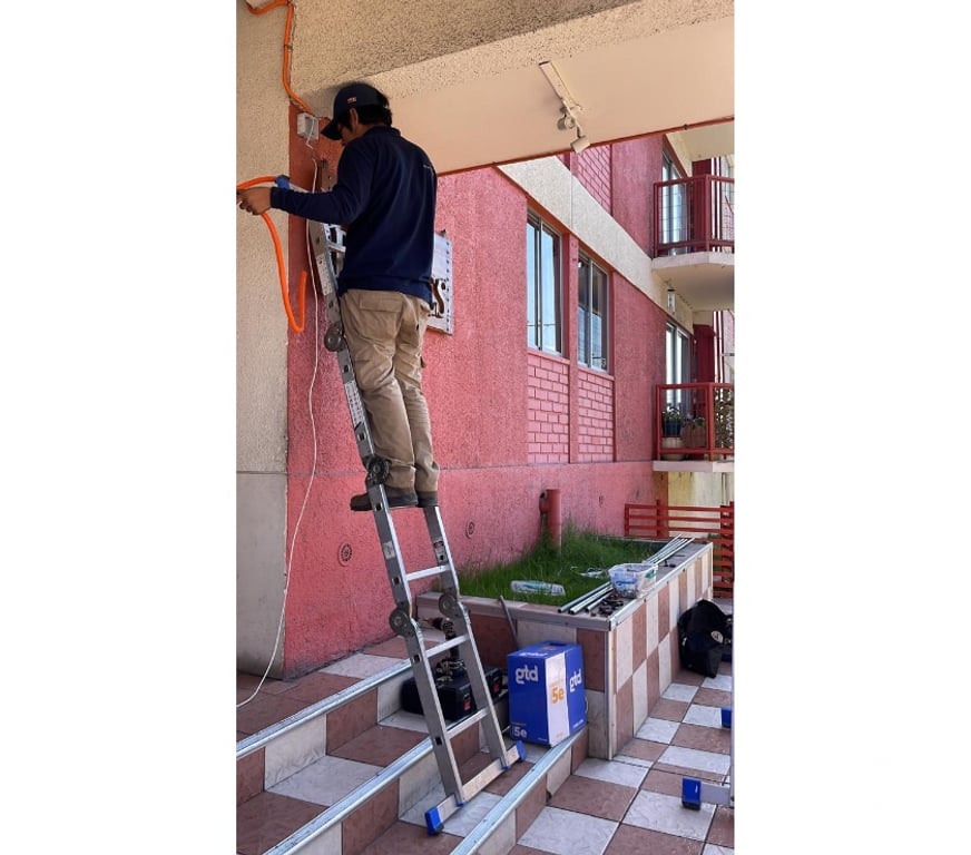 Servicios de Informática Iquique Iquique - Fotos de instalador camaras de seguridad iquique