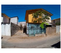 Fotos de Casa 2D y 1B, año corrido. $300 mil