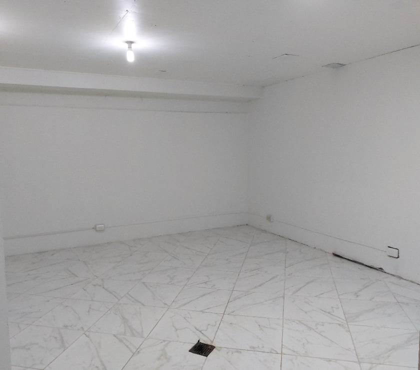 Locales Commerciales en Arriendo Santiago Santiago - Fotos de arriendo Local comercial pleno centro de Santiago