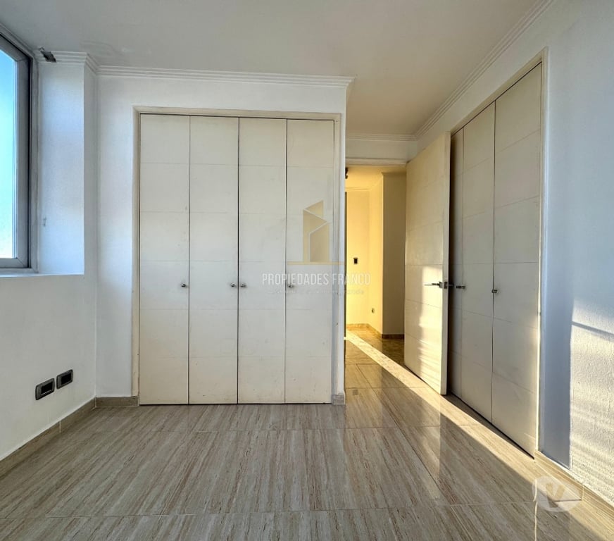 Bienes Raices Valparaíso Viña del Mar - Fotos de HERMOSO DEPARTAMENTO VISTA AL MAR AMPLIA TERRAZA REÑACA
