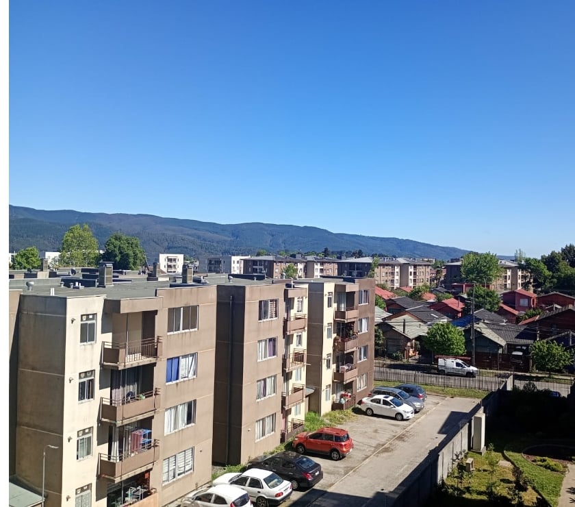 Bienes Raices Concepción Chiguayante - Fotos de Control de acceso, piscina, juego niños y jardines