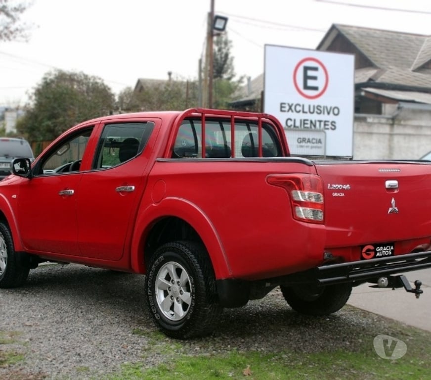 Accesorios para Autos Santiago Santiago - Fotos de Portalón Camioneta Mitsubishi 4x4 L200 Modelo Avispa