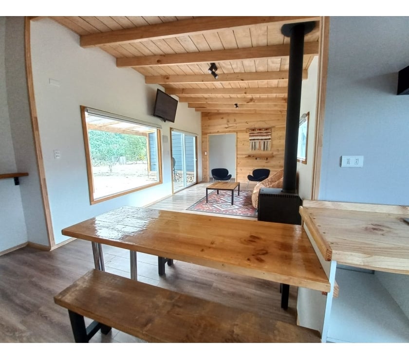 Bienes Raices Llanquihue Puerto Montt - Fotos de Venda parcela con casa y 2 cabañas en Chamiza, Pto Montt