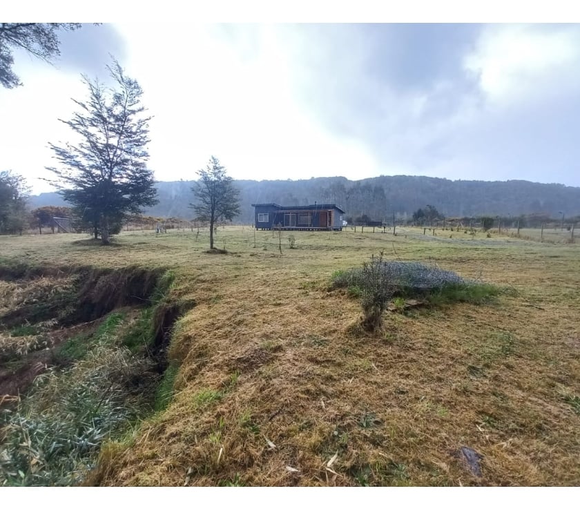 Bienes Raices Llanquihue Puerto Montt - Fotos de Venda parcela con casa y 2 cabañas en Chamiza, Pto Montt