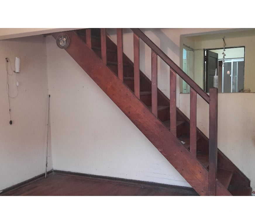 Bienes Raices Valparaíso Viña del Mar - Fotos de CASA DE DOS PISOS PAREO CONTINUO VIÑA DEL MAR