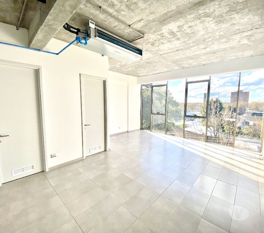 Arriendo oficinas BĂo-BĂo Los Ăngeles - Fotos de Se arrienda oficina central nueva