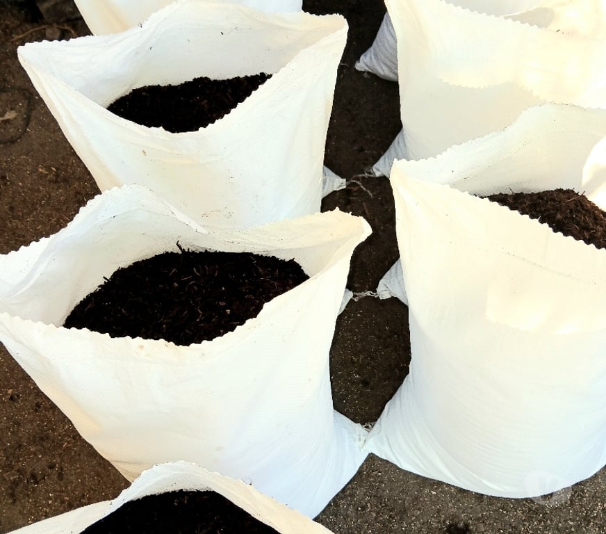 Insumos Agrícolas Valparaíso Quilpué - Fotos de Tierra orgánica libre de semillas 🌱✅️