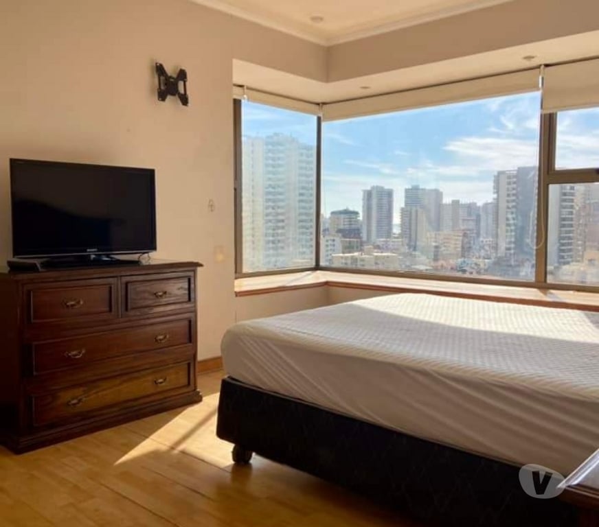 Arriendo de piezas Santiago Providencia - Fotos de Pieza Con Balcon Metro Los Leones en Providencia
