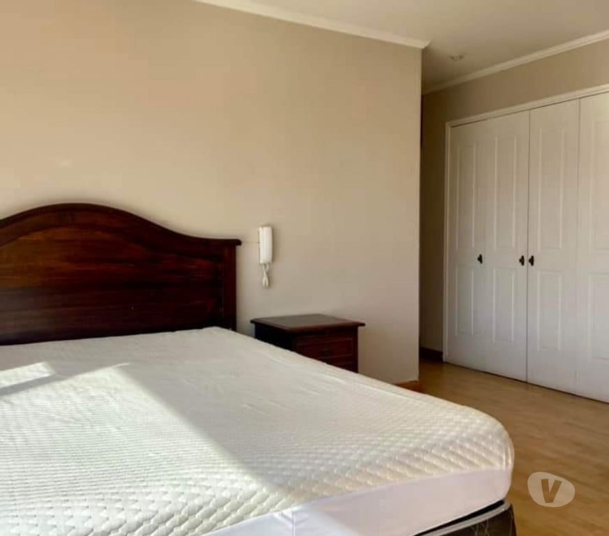 Arriendo de piezas Santiago Providencia - Fotos de Pieza Con Balcon Metro Los Leones en Providencia