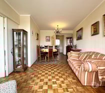 ARRIENDO FRENTE AL CASINO 3 HABITACIONES 2 BAÑOS CENTRICO