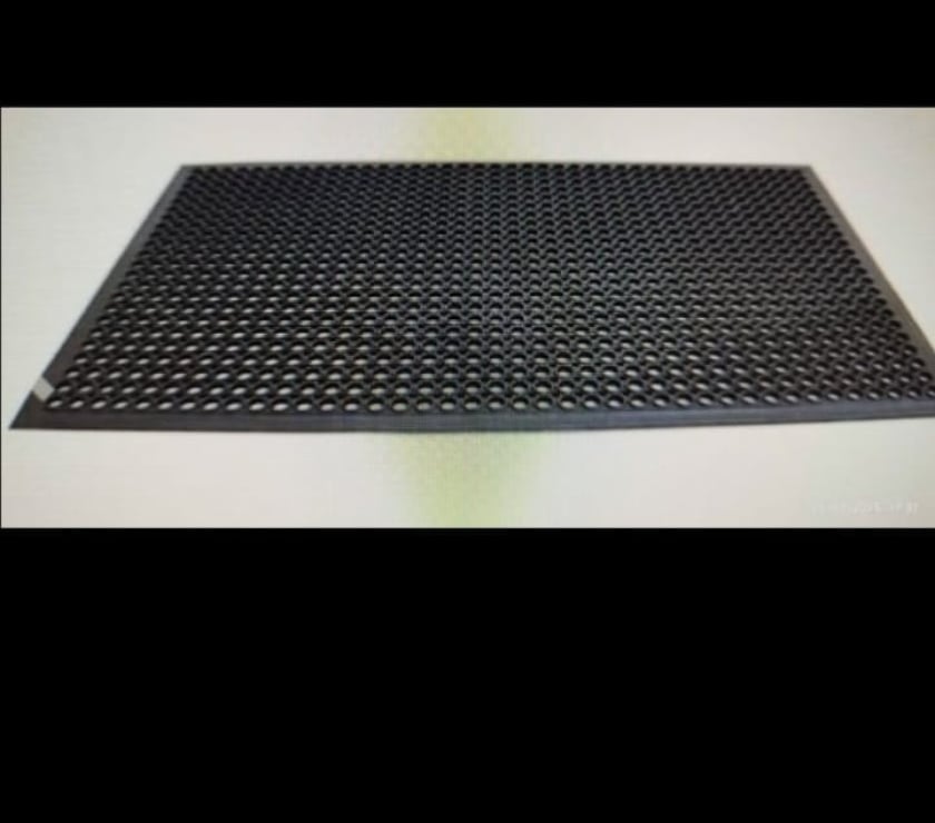 PISO DE GOMA ANTIDESLIZAMIENTO