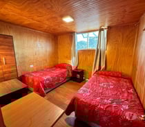 Pieza grande y buen iluminada