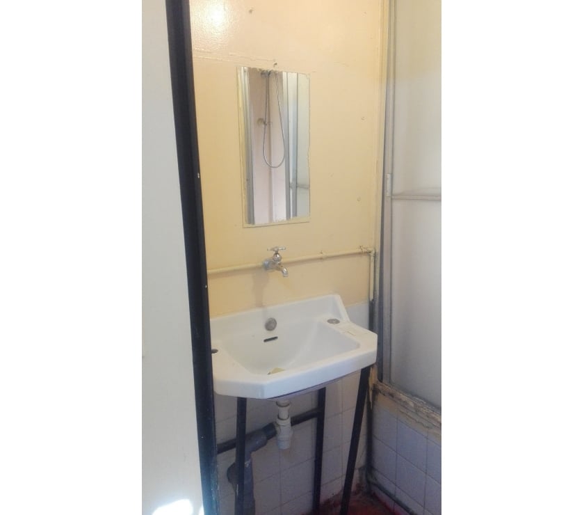 Arriendo de piezas Santiago La Florida - Fotos de PIEZA AMOBLADA INDEPEND. WC PRIVADO MALL VESPUCIO HOSPITAL