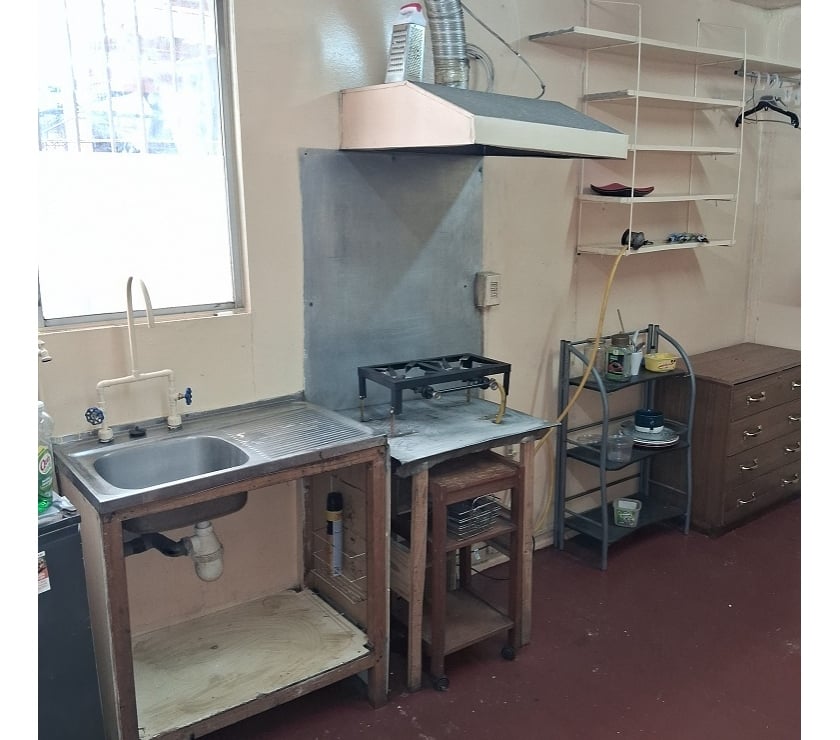 Arriendo de piezas Santiago La Florida - Fotos de PIEZA AMOBLADA 2P INDEPEND. WC PRIVADO MALL VESPUCIO