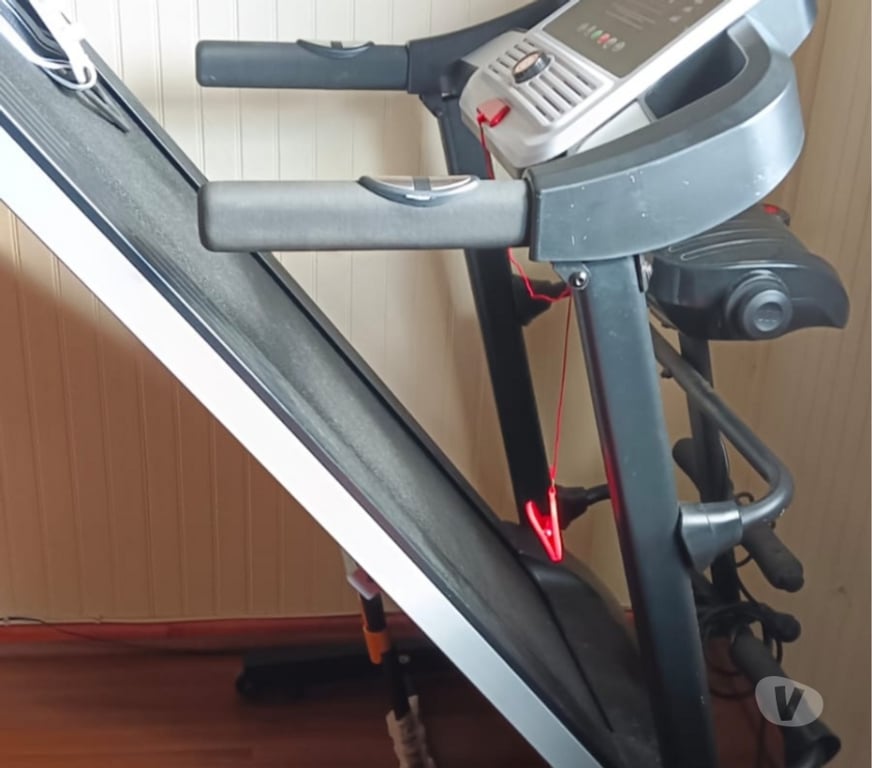 Ropa - Articulos Deportivos Concepción Talcahuano - Fotos de Vendo trotadora electrica full equipo con masajeadora