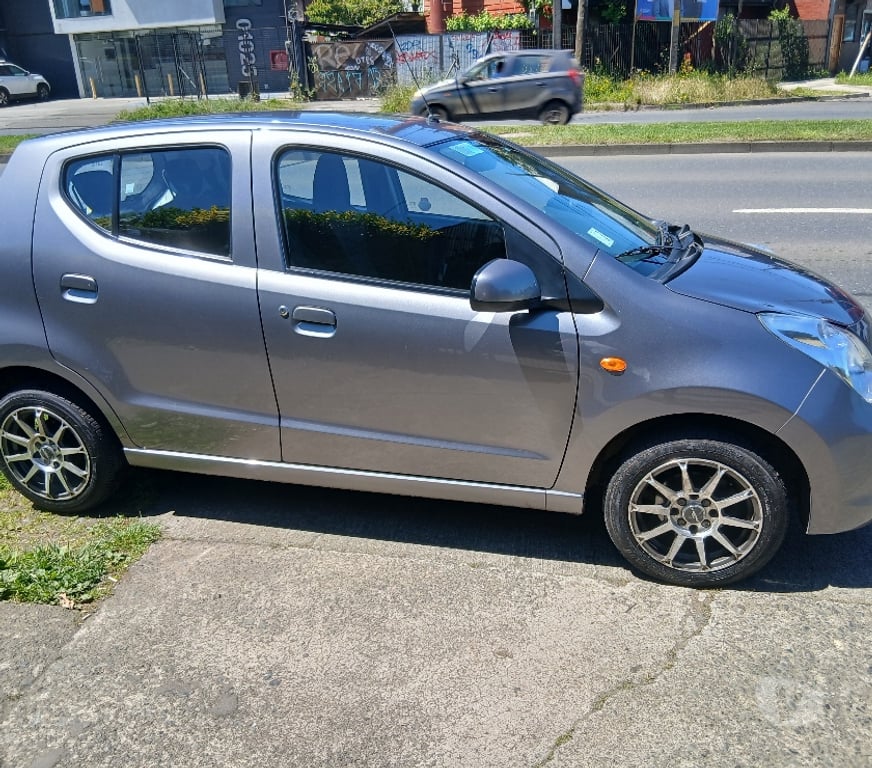 Autos usados Cautín Temuco - Fotos de Suzuki 2015 bajo kilometraje