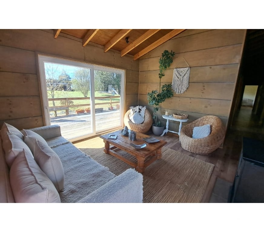 Bienes Raices Llanquihue Puerto Varas - Fotos de Vende parcela con casa y 3 cabañas amobladas, Pto Varas