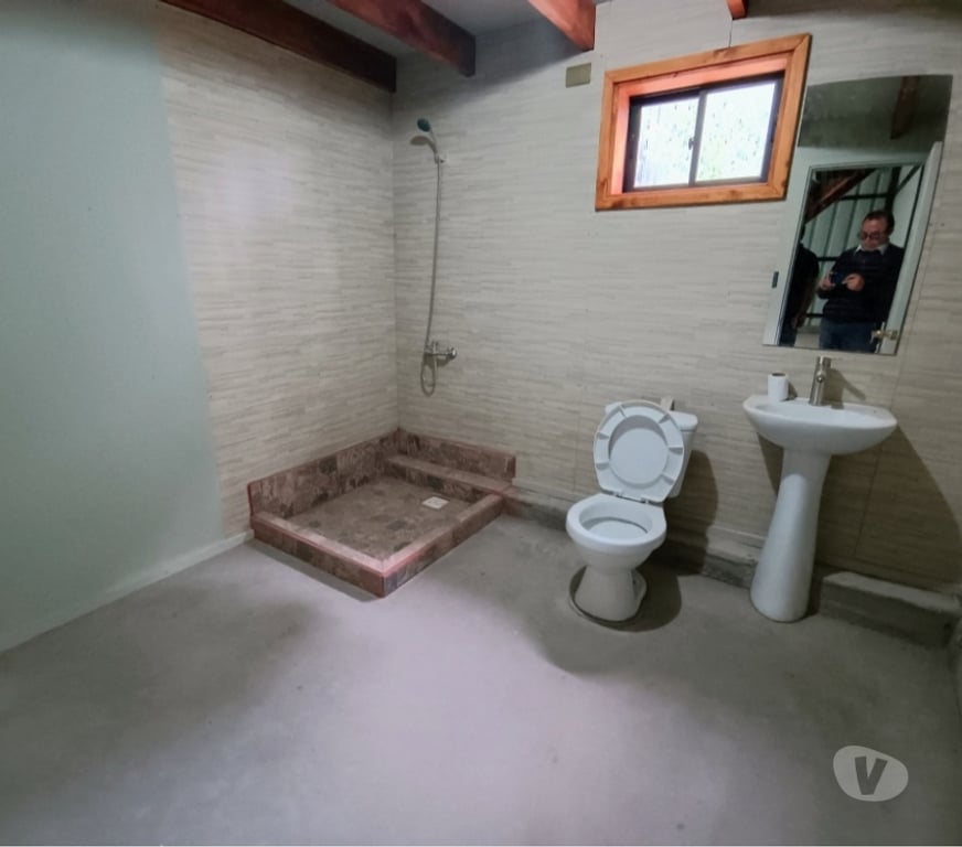 Arriendo bodegas Cautín Villarrica - Fotos de Galpón con piso de Hormigón, apto para todo tipo de cargas