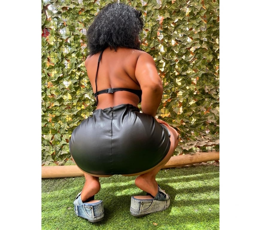 Escort Santiago Santiago - Fotos de Bella milf con full trato de pololo disponible para ti