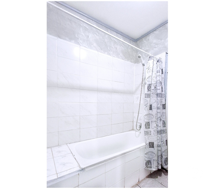 Arriendo de piezas Valparaíso Valparaíso - Fotos de Pieza para trabajador o estudiante – Excelente ubicación