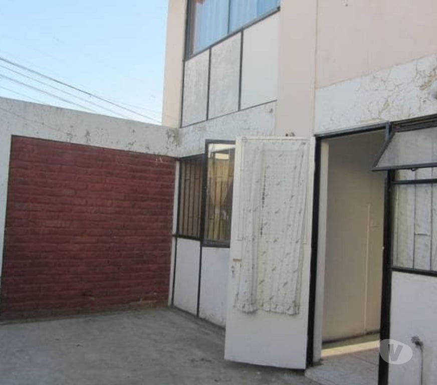 Bienes Raices Valparaíso Villa Alemana - Fotos de CASA ESQUINA DE DOS PISOS SECTOR TRONCOS VIEJOS