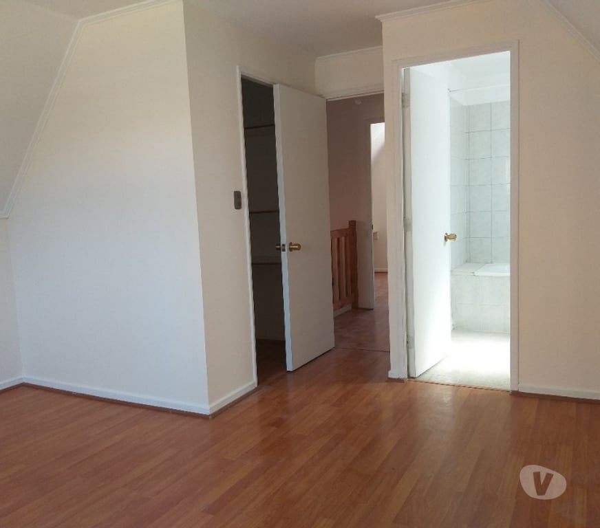 Bienes Raices Valparaíso Villa Alemana - Fotos de CASA DE DOS PISOS INDEPENDIENTE BARRIO NORTE