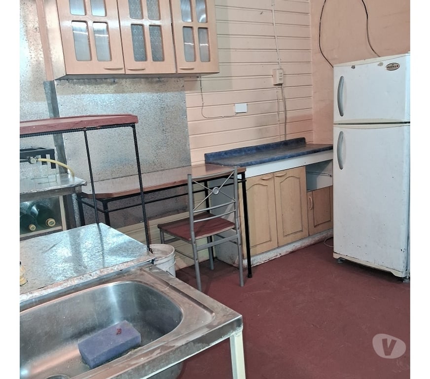 Arriendo de piezas Santiago La Florida - Fotos de PIEZA AMOBLADA INDEPENDIENT WC PRIVADO 14 VICUÑA A 3C METRO