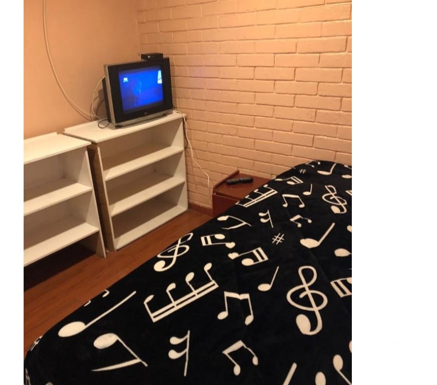 Arriendo de piezas Cordillera Puente Alto - Fotos de Pieza Amoblada Metro Elisa Correa