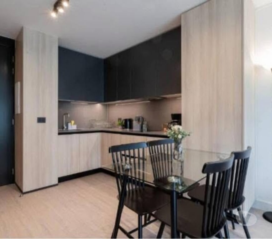 Arriendo de piezas Santiago Las Condes - Fotos de Pieza Elegante Amoblada Con Cocina En Las Condes