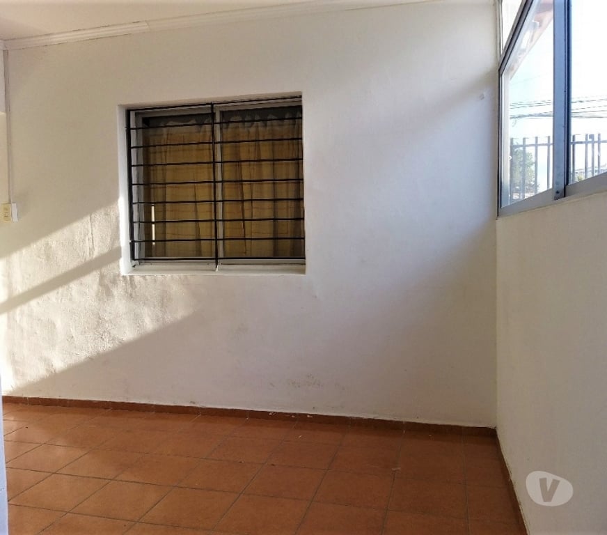 Bienes Raices Valparaíso Quilpué - Fotos de PROPIEDAD DE UN PISO RESIDENCIAL O COMERCIAL